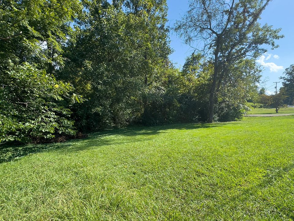 1st image of 1808 S Hills Dr Lot 10