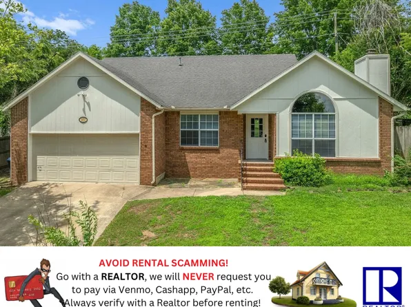 2450 W Jane Circle Dr, Fayetteville, AR 72704