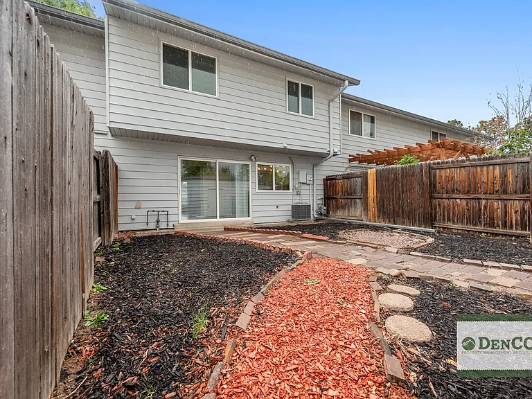 12616 E Kansas Pl — Photo 22