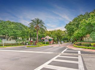 947 Normandy Trace Rd, Tampa, FL 33602