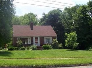 431 Fernwood Ave, Wadsworth, OH 44281