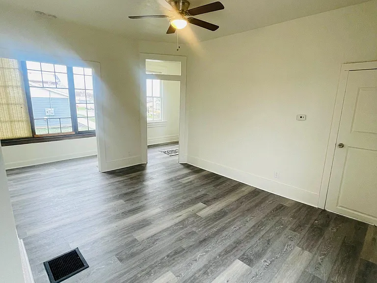 115 S Ray St — Photo 11