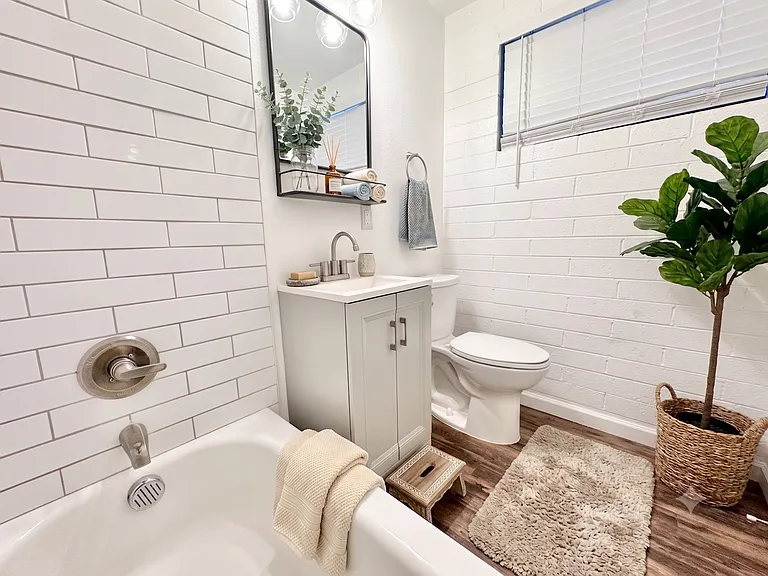4150 N 25th St #12 — Photo 16