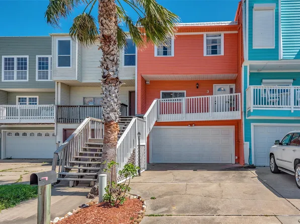 3 Tiki Cir, Tiki Island, TX 77554