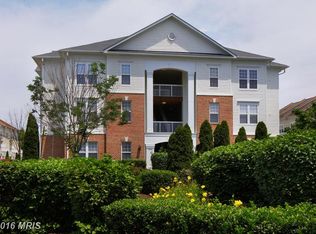 22725 Thimbleberry Sq UNIT 302, Brambleton, VA 20148