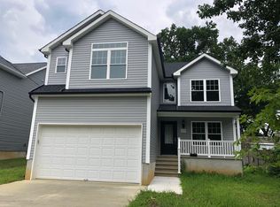 372 Sweetbriar St, Keyport, NJ 07735