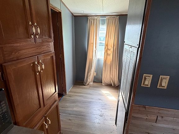 5th image of 157 Goodlett Dr