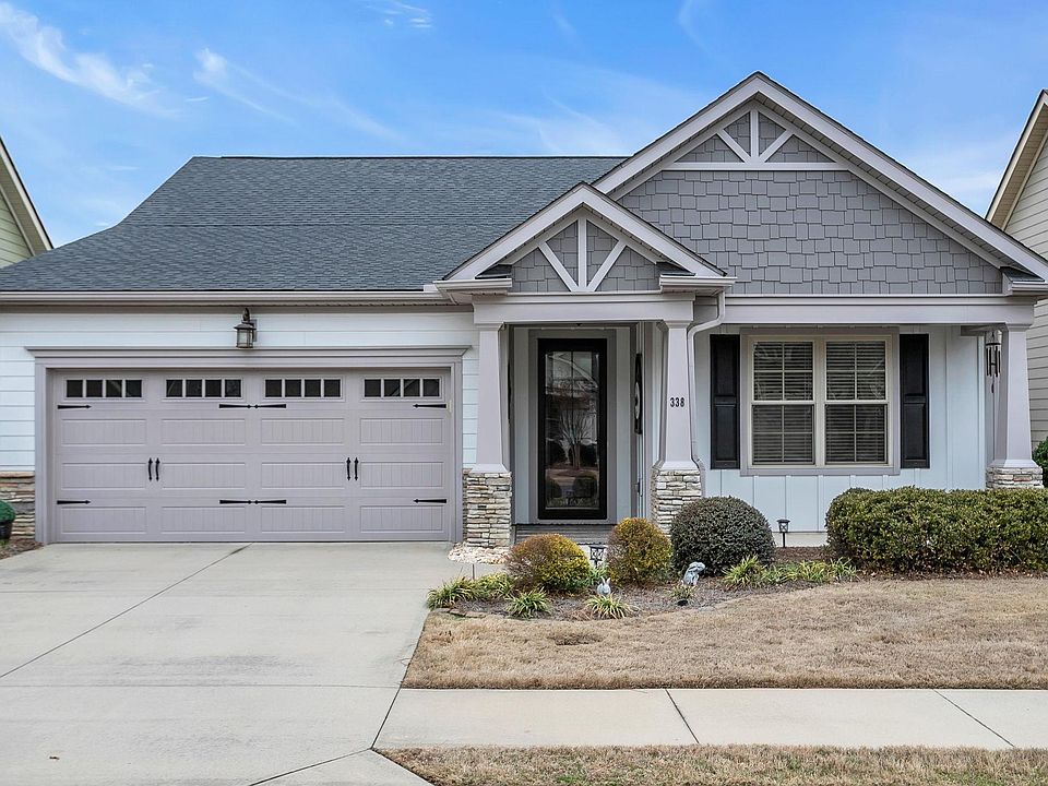 1st image of 338 Belle Oaks Dr