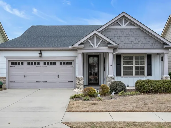 338 Belle Oaks Dr, Simpsonville, SC 29680