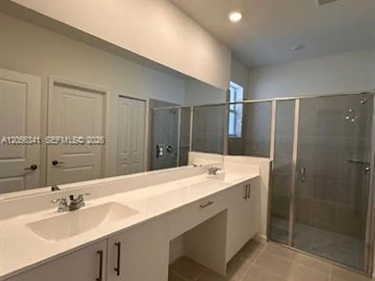 2265 SE 30th St #2265 — Photo 10