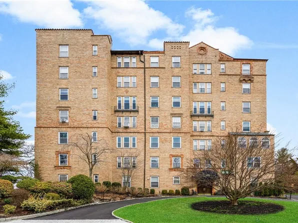 490 Bleeker Avenue #2E, Mamaroneck, NY 10543