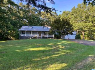 3822 Burrows Crossing Rd, Jasper, AL 35504