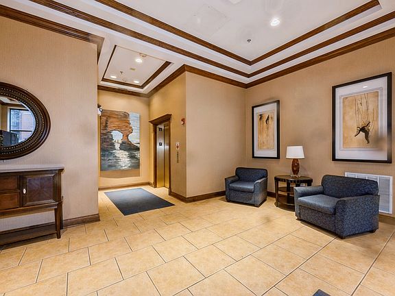 4th image of 343 W Old Town Ct APT 702