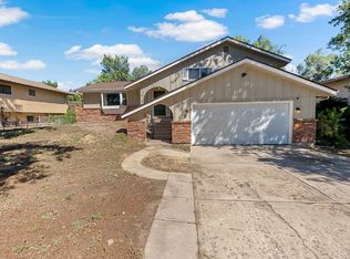 1401 Sanderson Ave, Colorado Springs, CO 80915