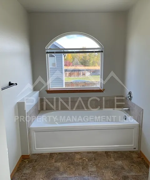 1808 W Clearview Dr — Photo 27