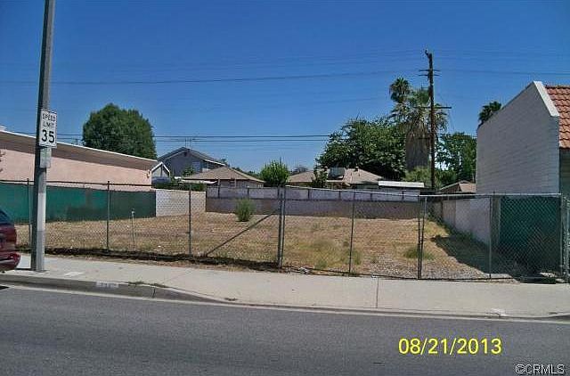1st image of 738 N Citrus Ave