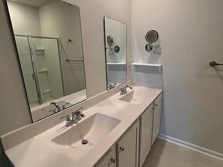 2888 Pegasus Pl — Photo 4