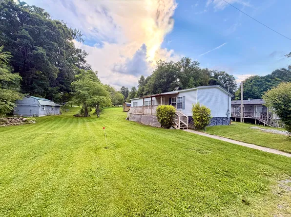 1030 White Oak St, Summersville, WV 26651