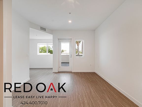 3rd image of 11405 Chandler Blvd #308