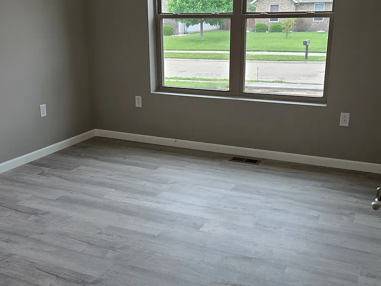 3465 N Pointe Ave — Photo 10