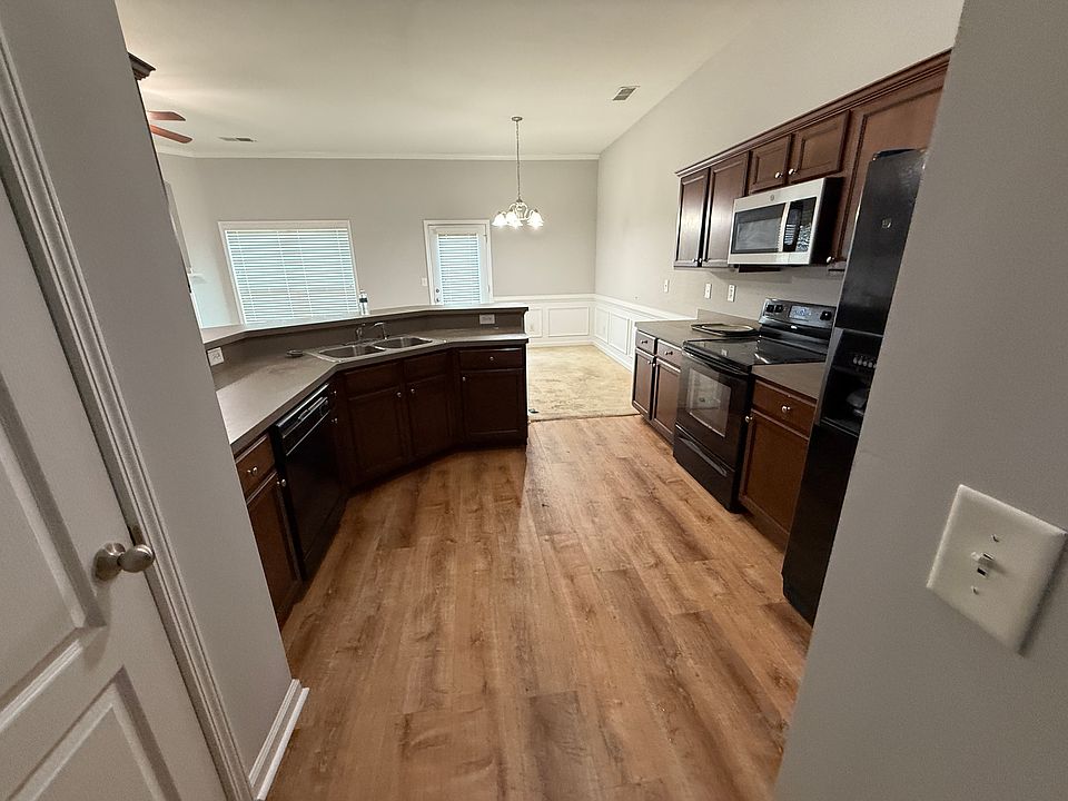 1st image of 235 Greenview Ln