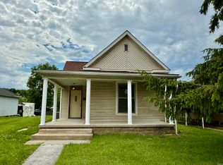 921 Lincoln Ave, Bedford, IN 47421