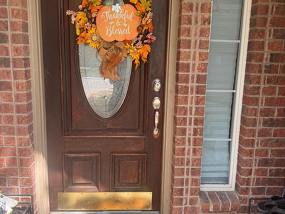 Welcome to 2524 Woodbridge Way