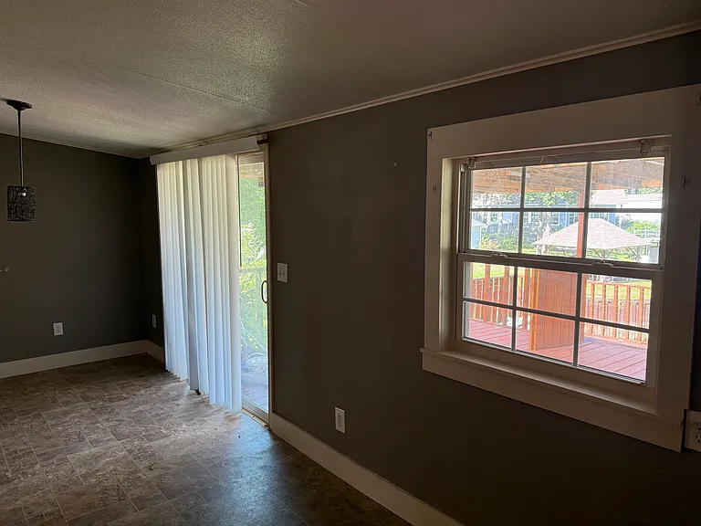 11295 Cedar Dr — Photo 8