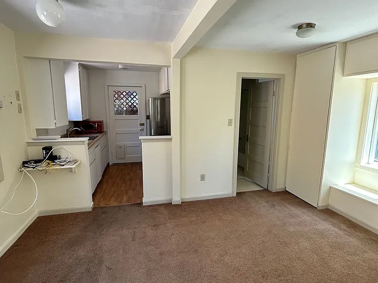 2890 Sacramento Ave — Photo 9