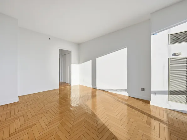 845 United Nations Plaza image 15 of 50