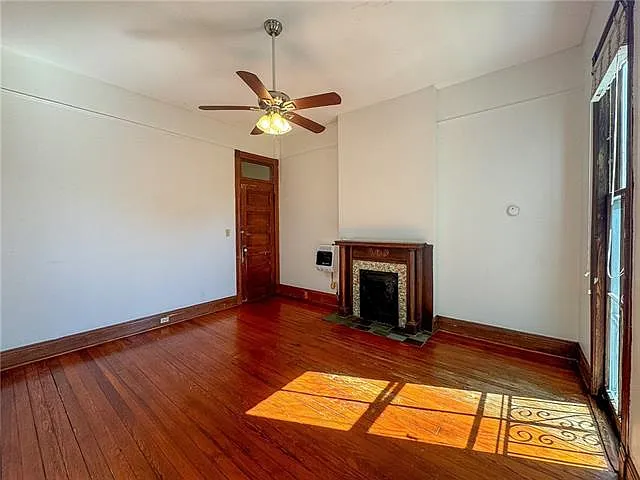 4427 Laurel St #1/2 — Photo 5
