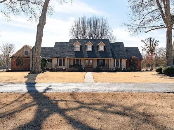 2061 S 267th Hwy, Searcy, AR 72143