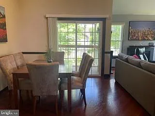 218 Andover Pl — Photo 4