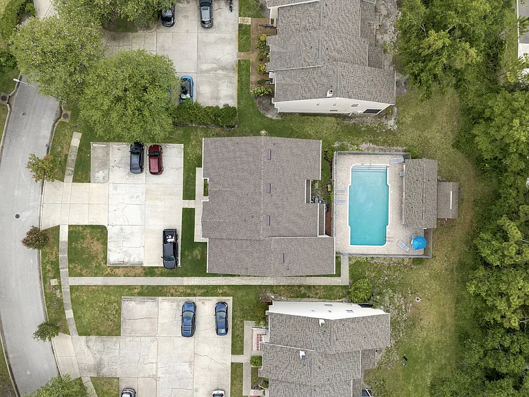 8511 J R Manor Dr — Photo 45