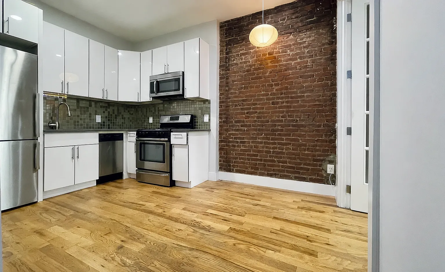 507 Myrtle Avenue — Photo 2