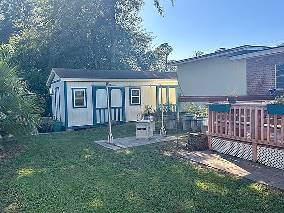3rd image of 3914 Casa Rosa Ave