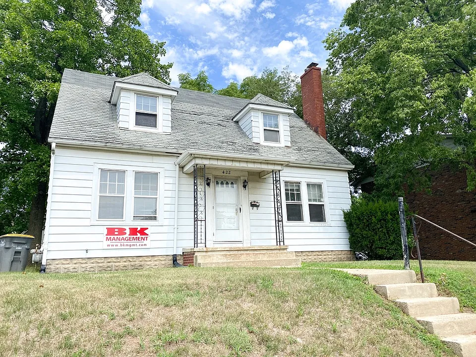 422 Steely St