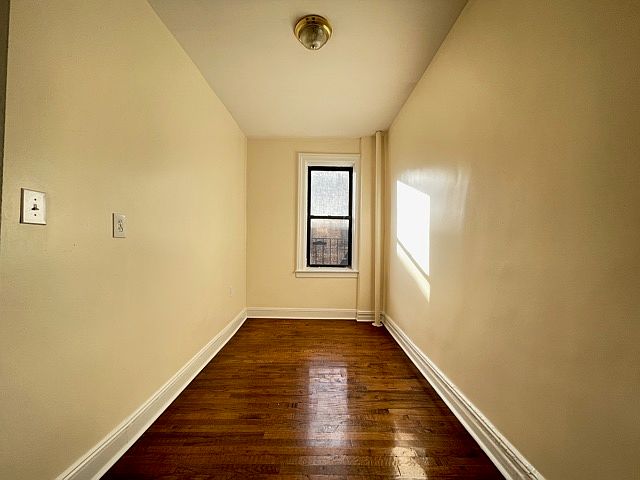 1st image of 89 Crooke Ave APT 4H