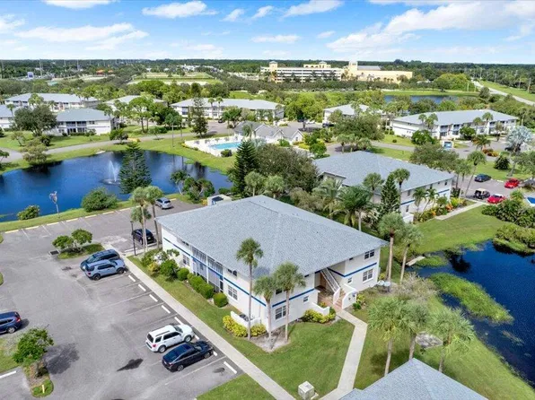 1529 SE Royal Green Circle #102, Port St Lucie, FL 34952