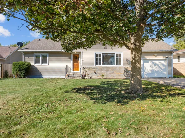 321 N West St, Gifford, IL 61847