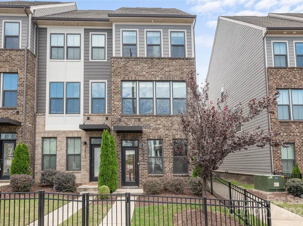 3625 S Tryon St, Charlotte, NC 28217