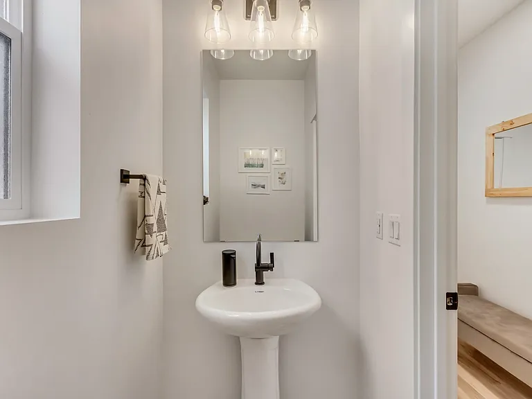 1457 W Russo Dr — Photo 25
