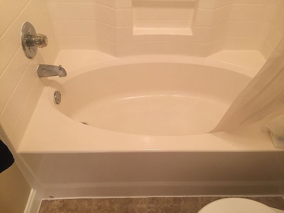 Master Garden tub