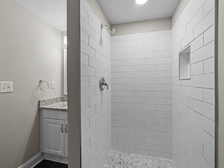 5008 Unaka Ave — Photo 24