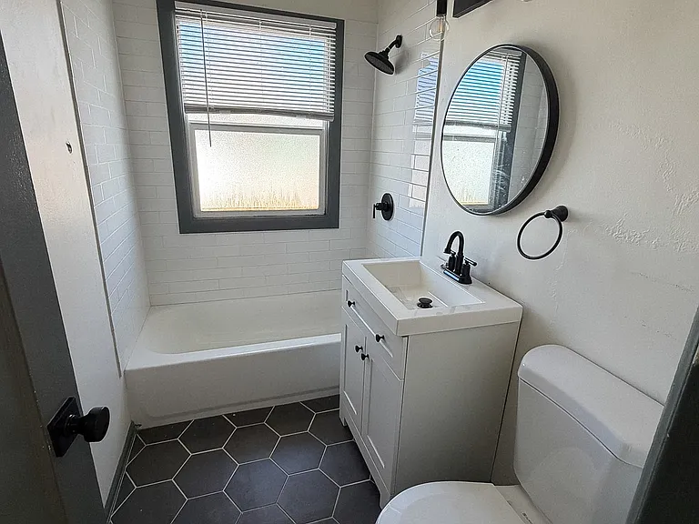 446 N Hancock Ave #446 — Photo 5