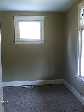 5th image of 843 Kirbert Ave Unit 1