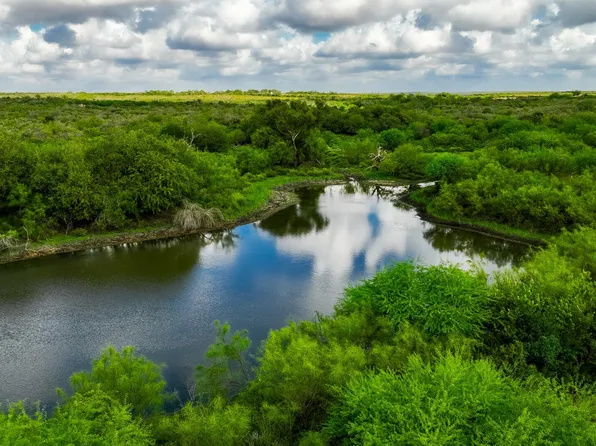 12937 FM 743, Kenedy, TX 78119