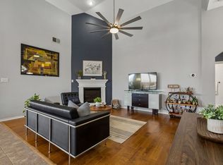 4545 Chaparral Creek Dr, Fort Worth, TX