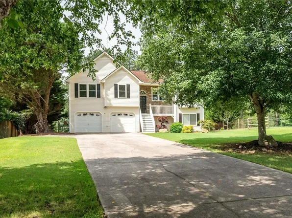97 Caroline Ln, Dallas, GA 30132