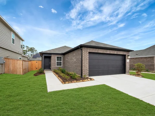 1730 W Stroker Rd, Crosby, TX 77532